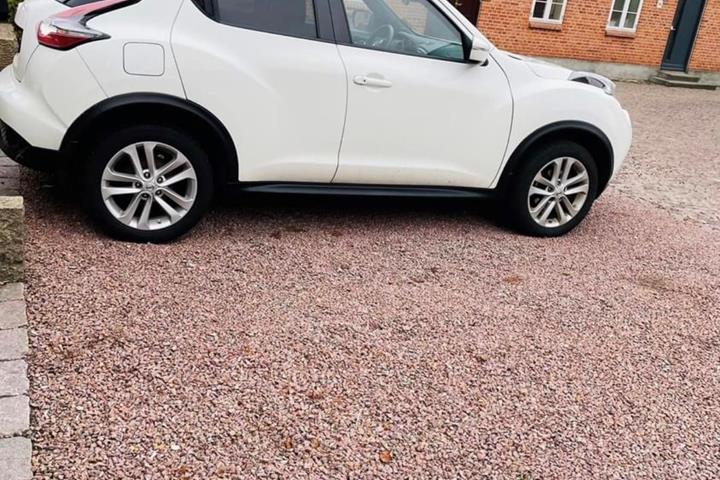 Hvid Nissan Juke fra 2016