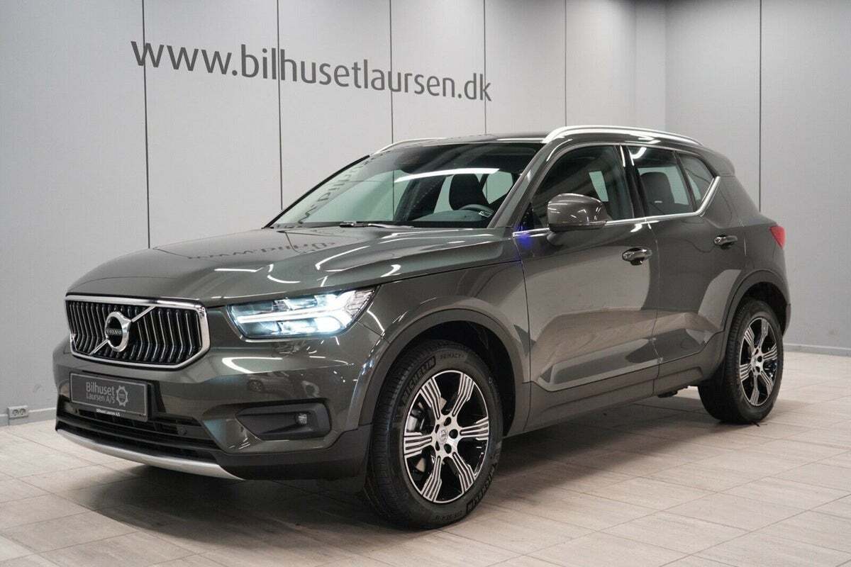 Grøn Volvo XC40 fra 2019