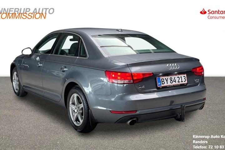 Grå Audi A4 fra 2018