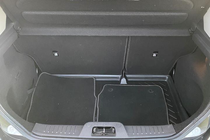 Grå Ford Fiesta fra 2017