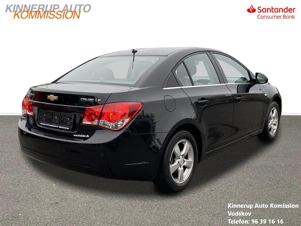 Sort Chevrolet Cruze fra 2009