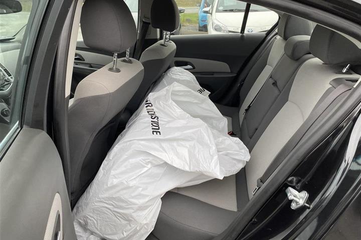 Sort Chevrolet Cruze fra 2009