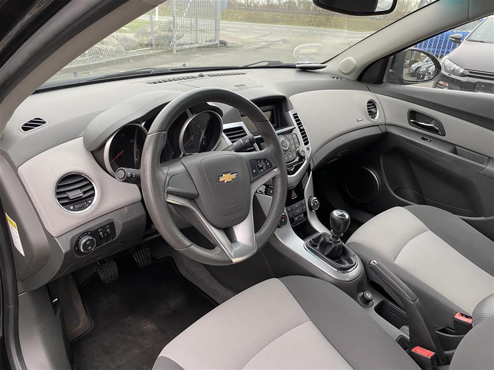 Sort Chevrolet Cruze fra 2009