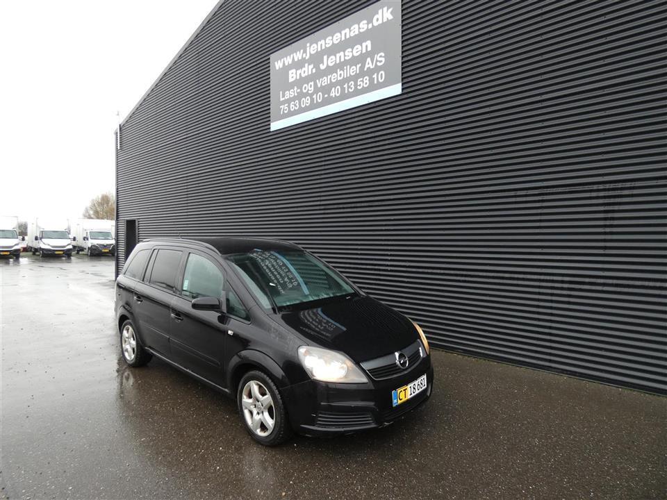 Sort Opel Zafira fra 2006