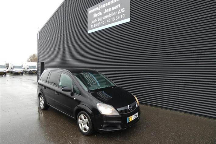 Sort Opel Zafira fra 2006