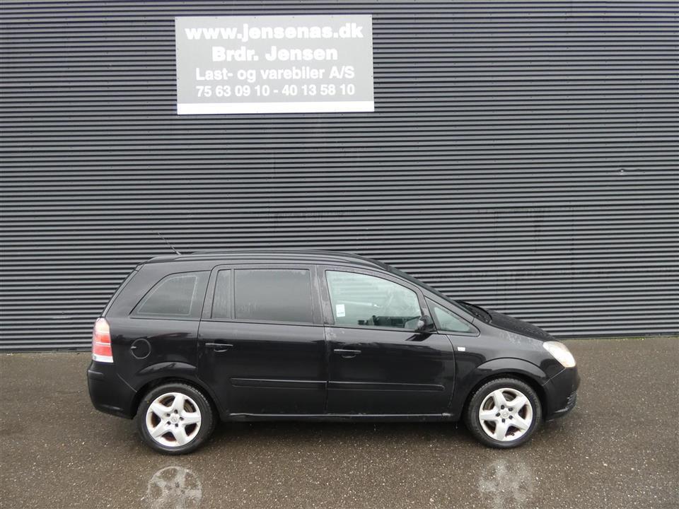 Sort Opel Zafira fra 2006