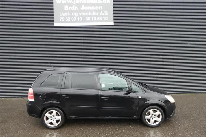 Sort Opel Zafira fra 2006