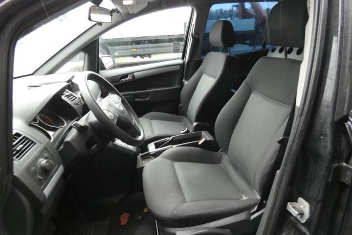 Sort Opel Zafira fra 2006