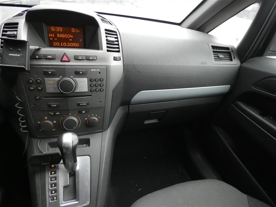 Sort Opel Zafira fra 2006