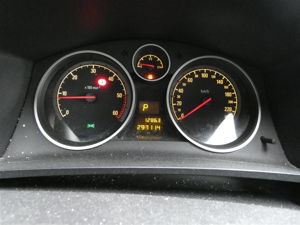 Sort Opel Zafira fra 2006