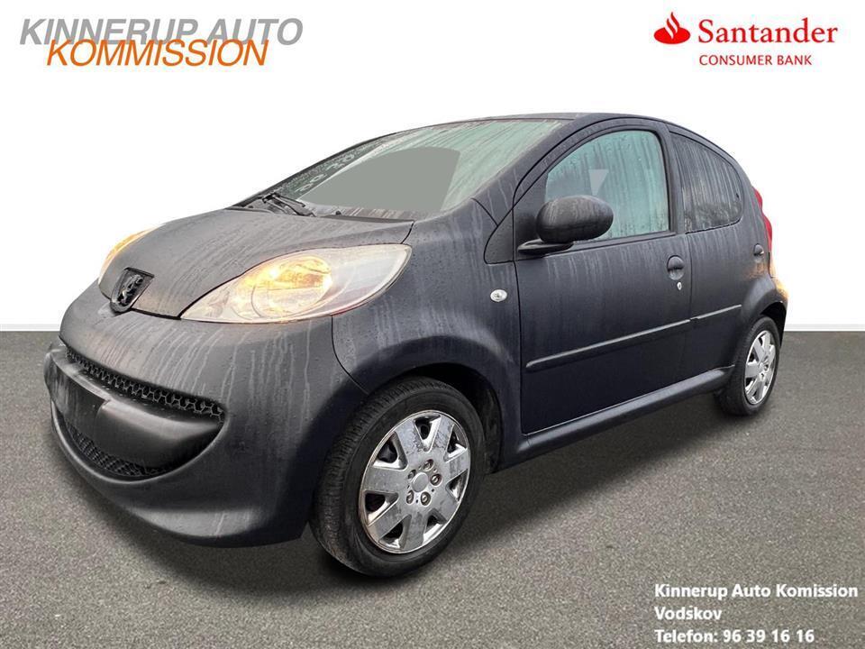 Sort Peugeot 107 fra 2008