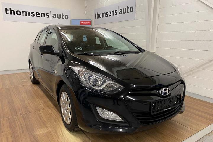 Grå Hyundai i30 fra 2015