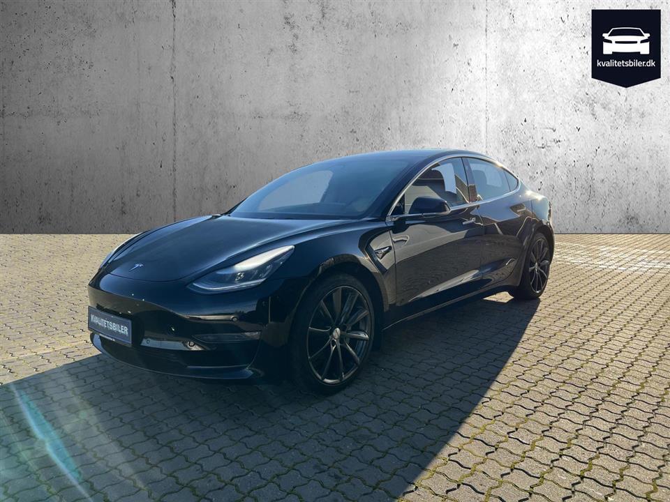 Sort Tesla Model 3 fra 2019