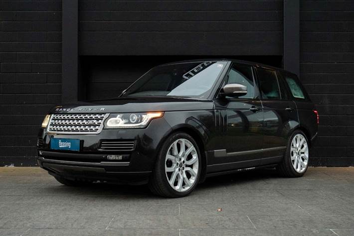 Grå Land Rover Range Rover fra 2013