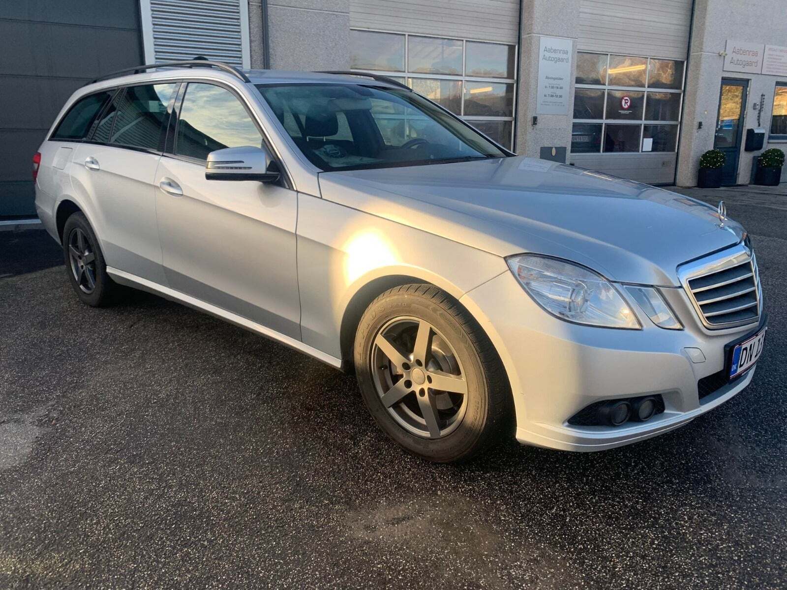 undefined Mercedes E200 fra 2010