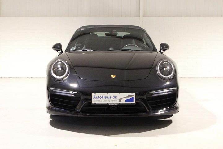 Sort Porsche 911 Turbo S fra 2017 set udefra