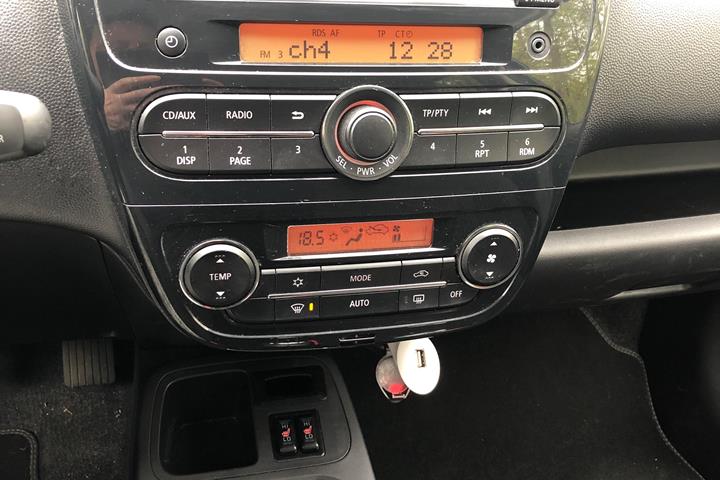 Blå Mitsubishi Space Star fra 2017
