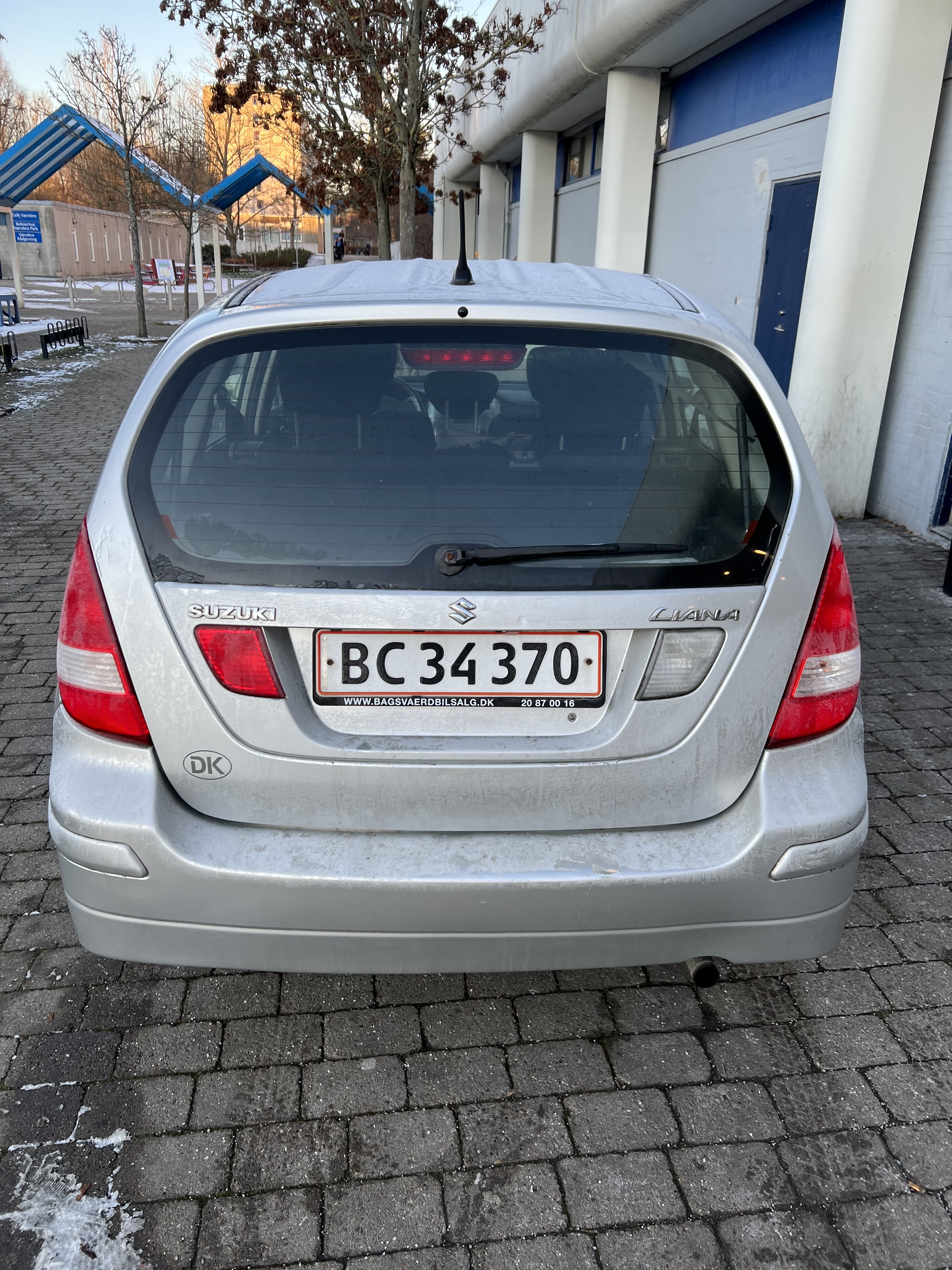 Suzuki Liana 1,6 L
