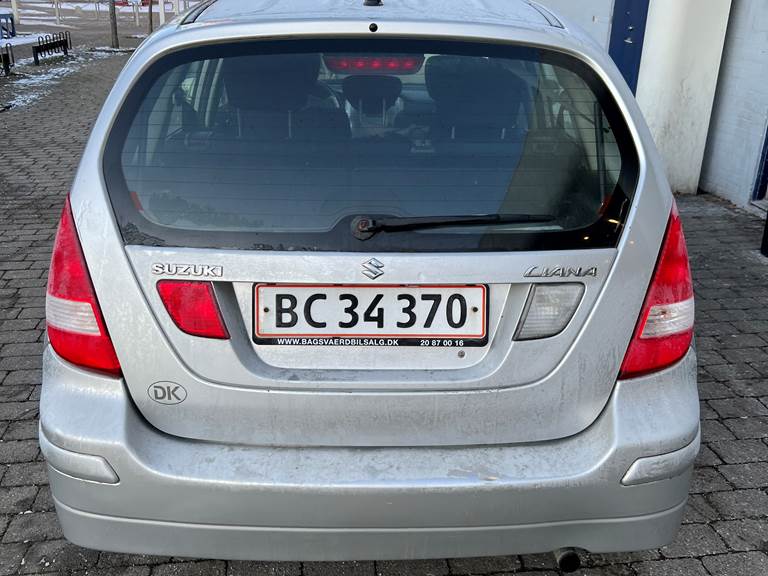 Suzuki Liana 1,6 L