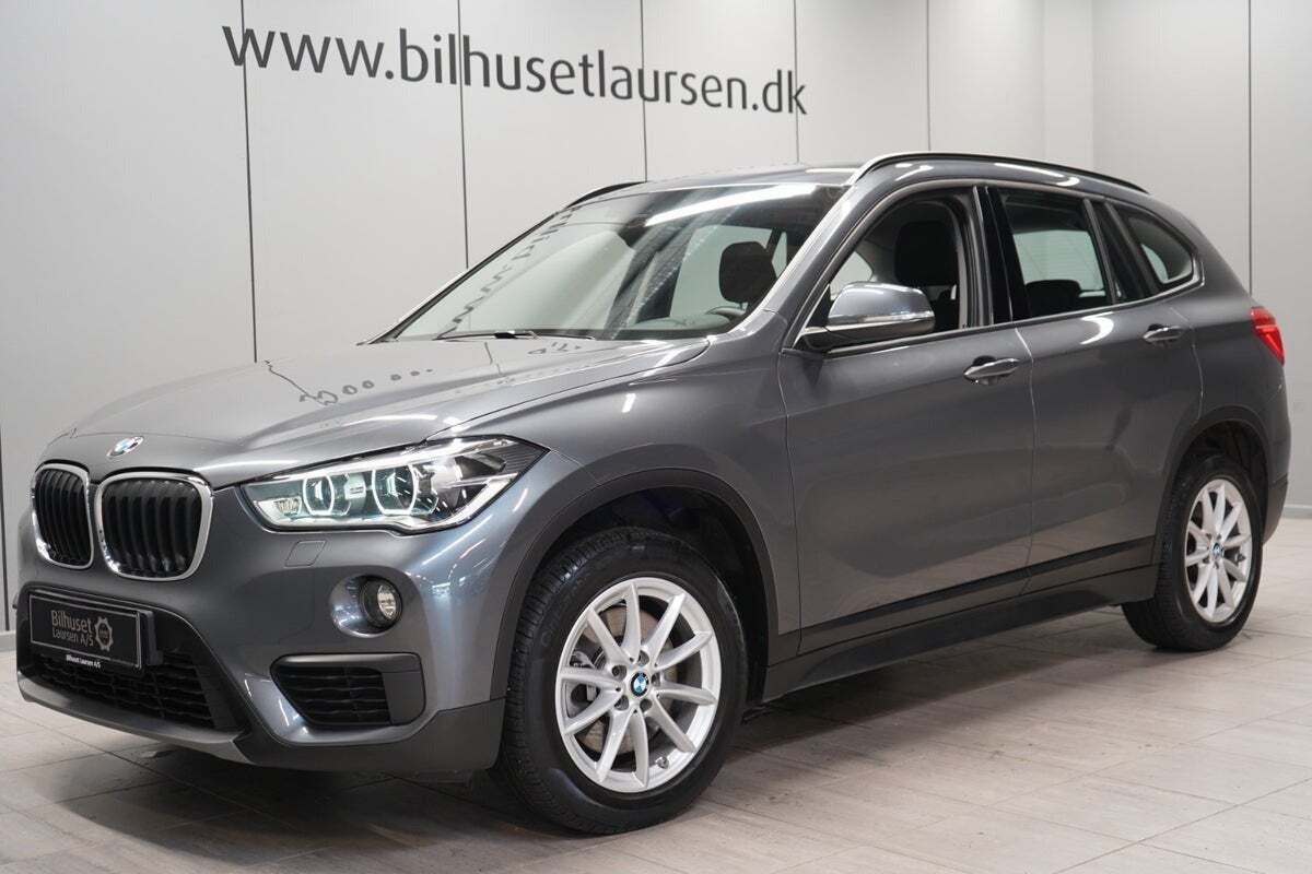 Grå BMW X1 fra 2019