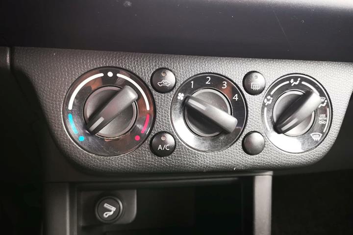 Grå Suzuki Swift fra 2008