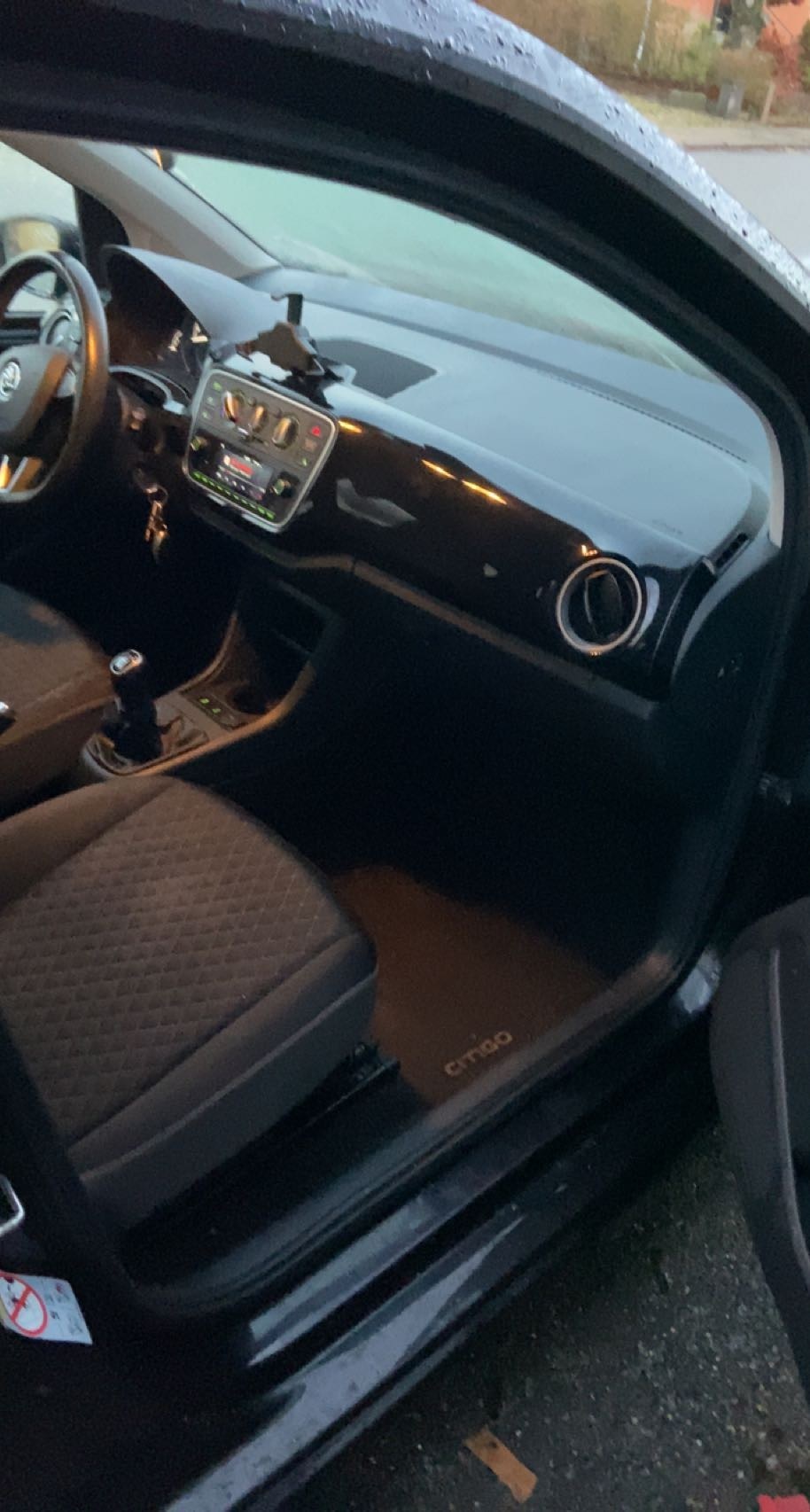 Sort Skoda Citigo fra 2019