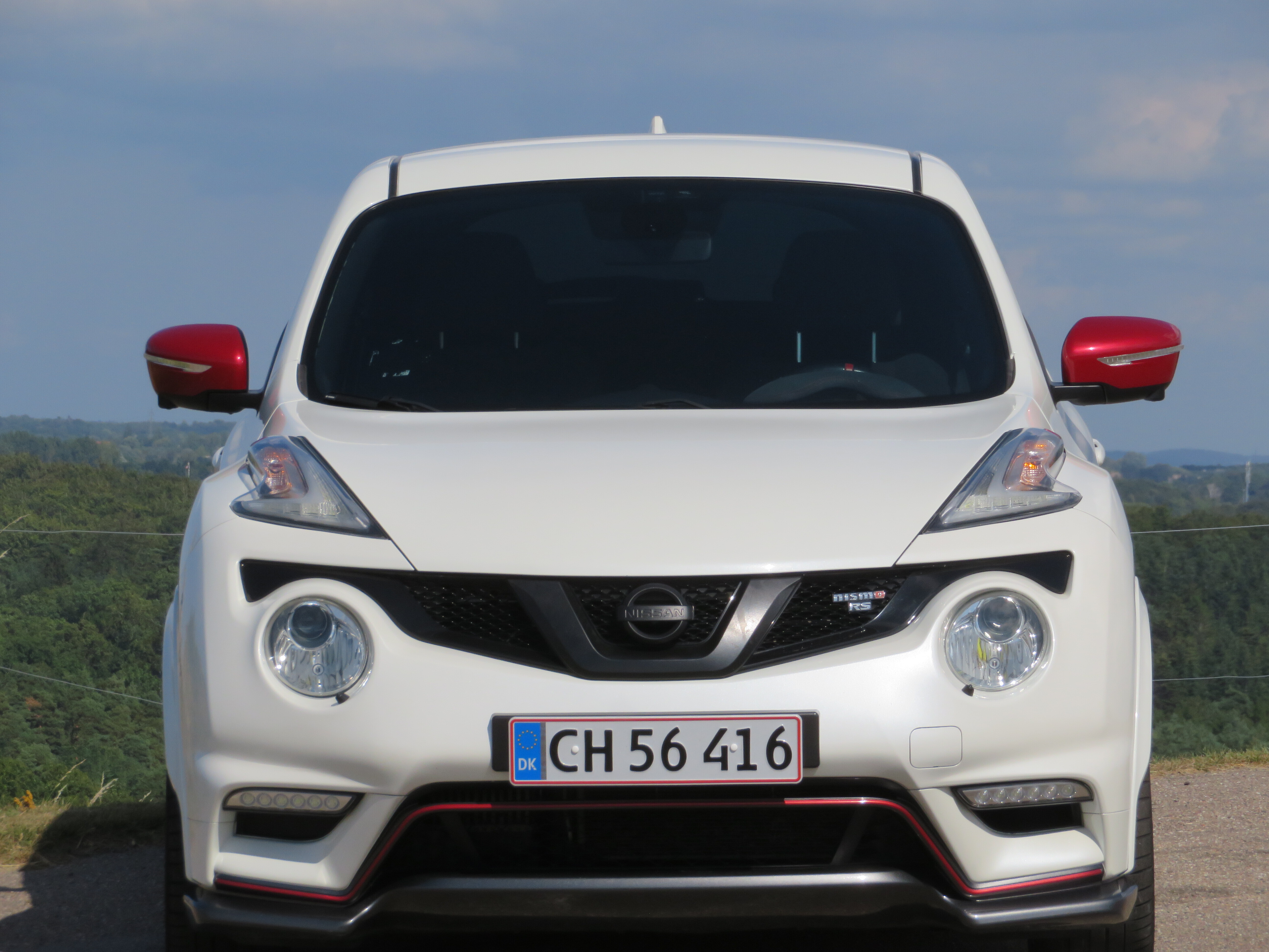 Hvid Nissan Juke fra 2015