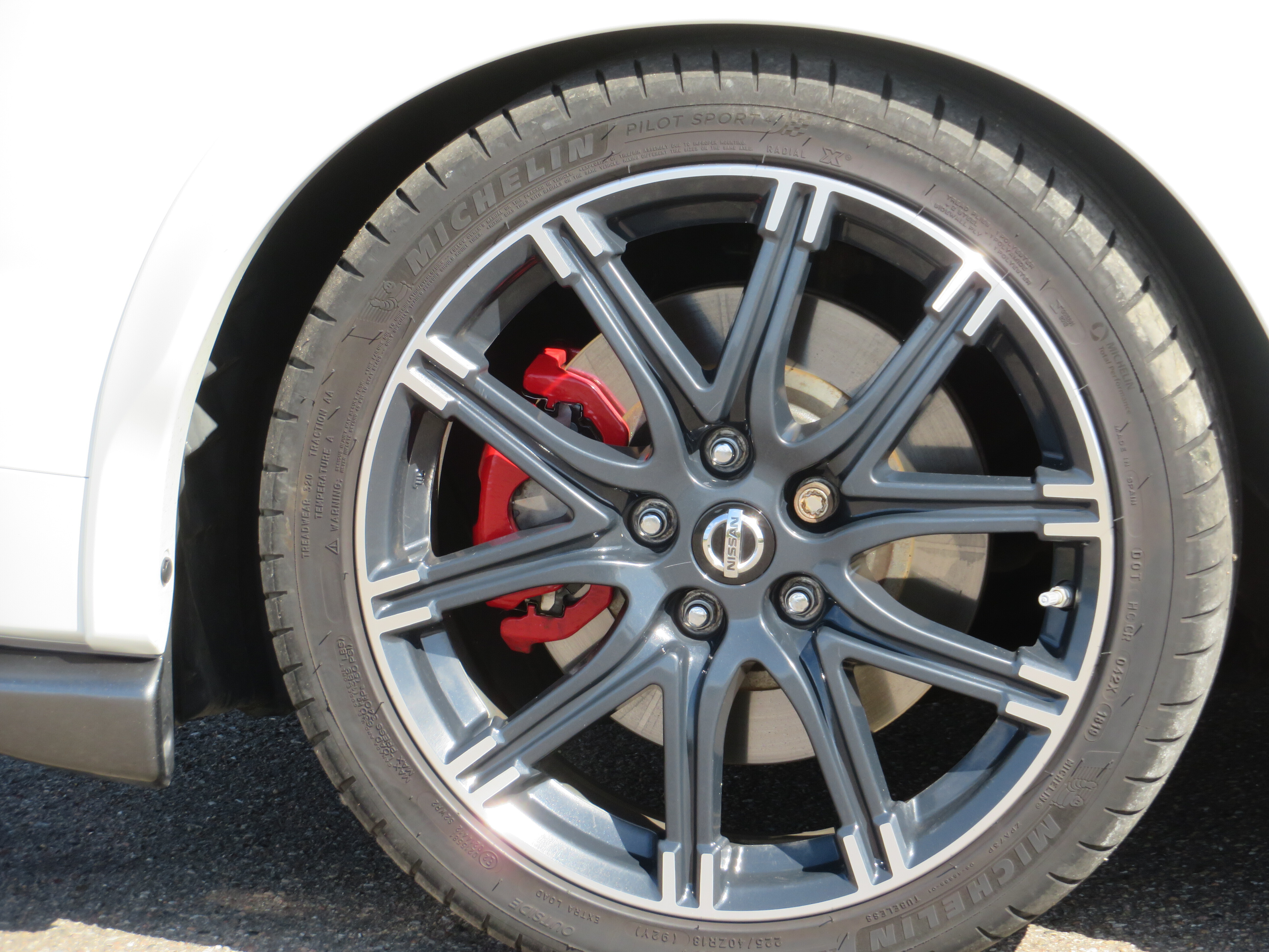 Hvid Nissan Juke fra 2015