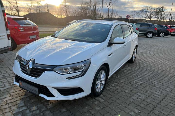 Hvid Renault Megane IV fra 2019