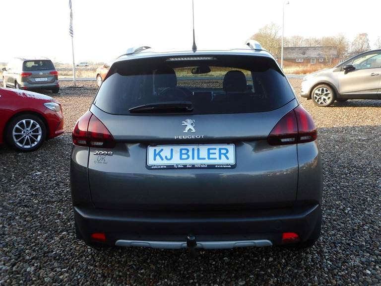 Peugeot 2008 1,6 BlueHDi 100 Allure Sky