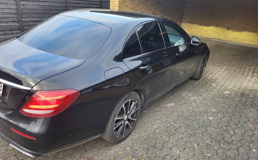 Mercedes E220 d 2,2 220 d Sedan 9G-TRONIC