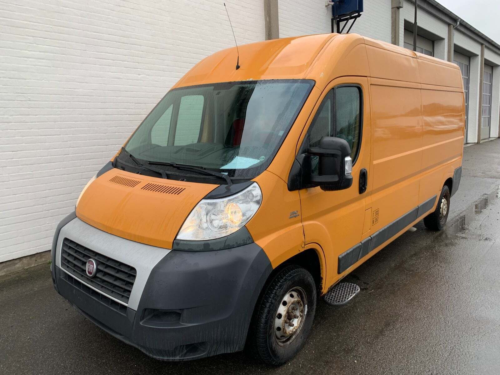 Gul Fiat Ducato 35 fra 2013