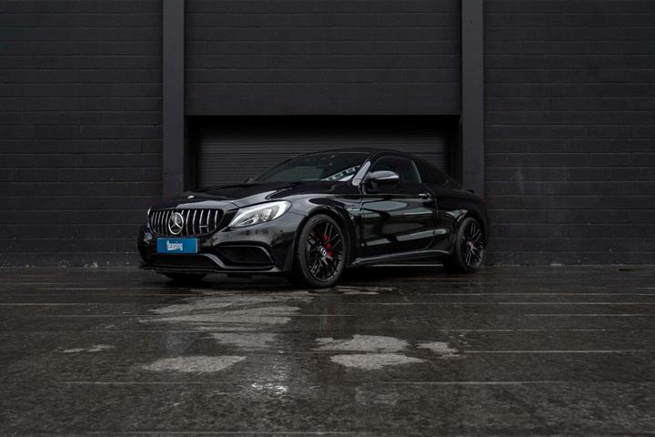 Sort Mercedes C63 fra 2018