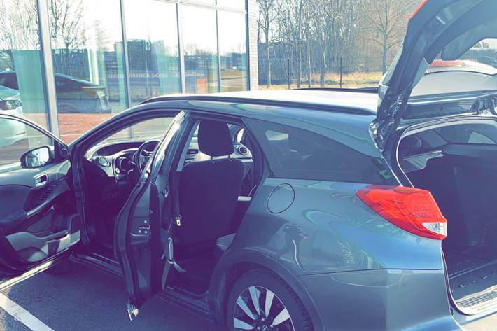 Grå Honda Civic fra 2015