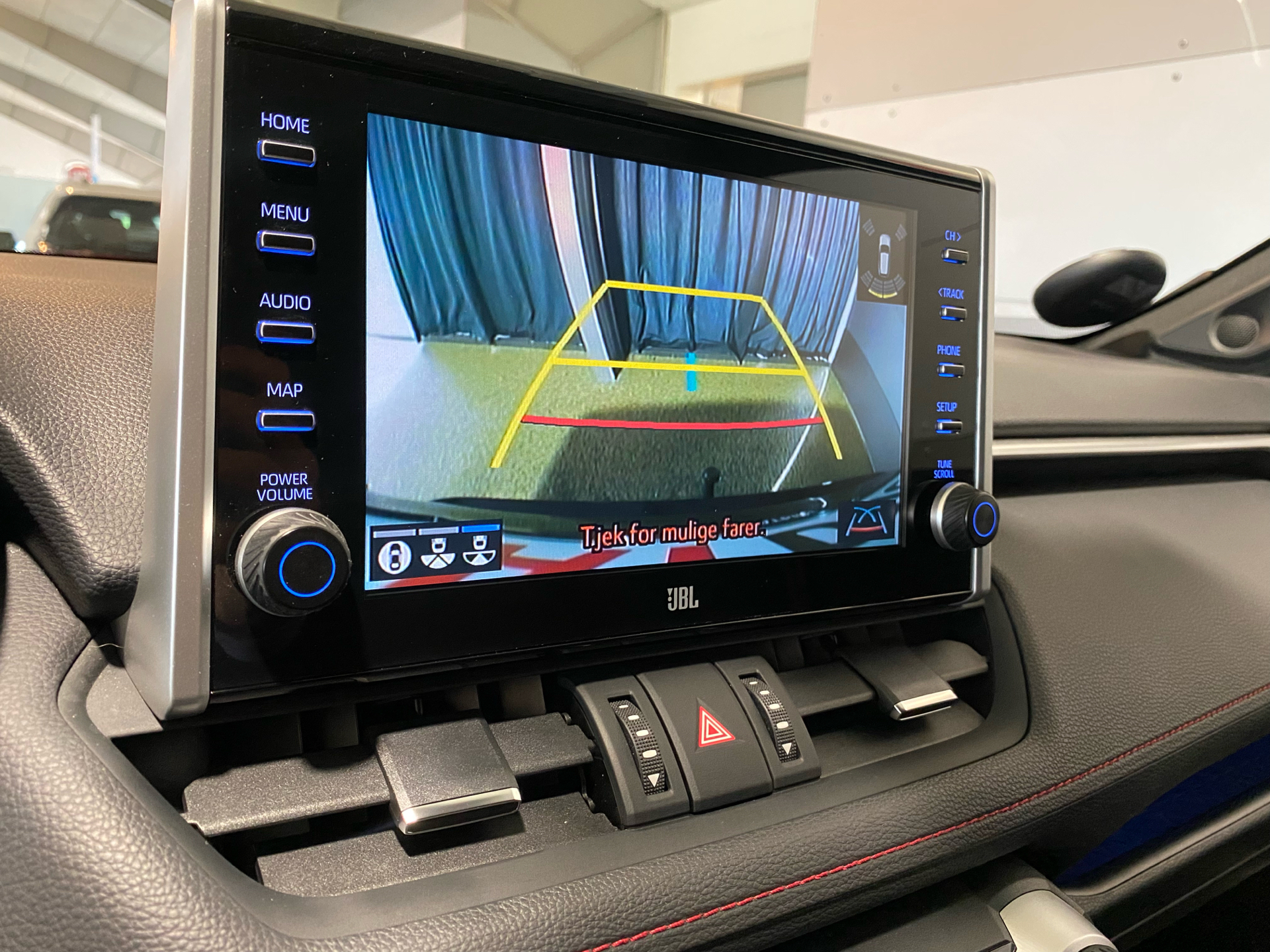 Grå Toyota RAV4 Plug-in fra 2021