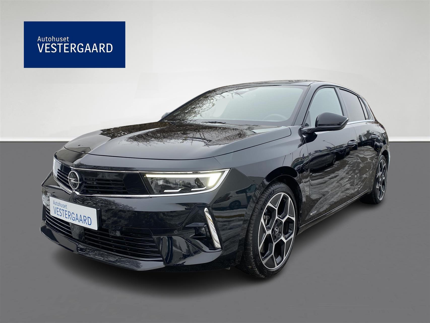 Guide til Opel Astra Sports Tourer 1.5 Diesel Business Elegance (Årgang 03/2022 - 04/2023)