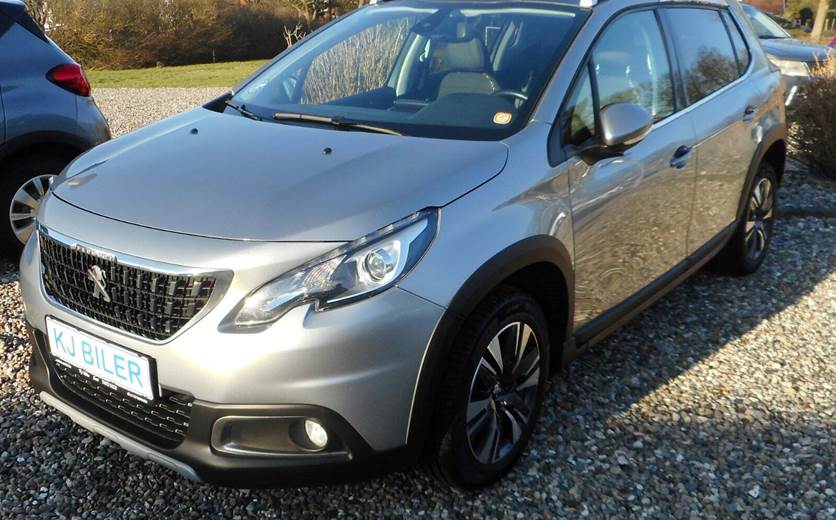 Peugeot 2008 1,6 BlueHDi 100 Allure Sky