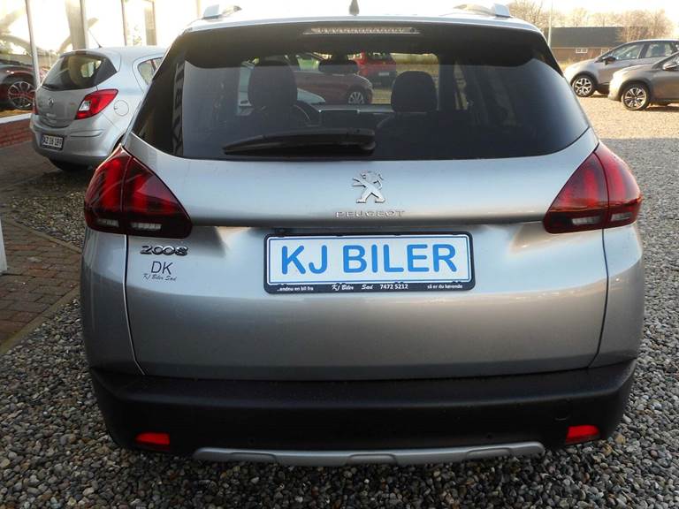 Peugeot 2008 1,6 BlueHDi 100 Allure Sky