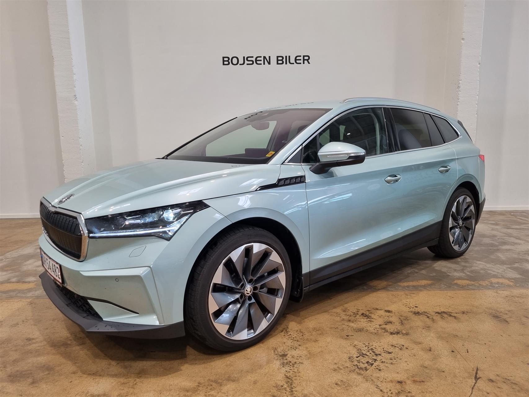 Grå Skoda Enyaq iV fra 2022