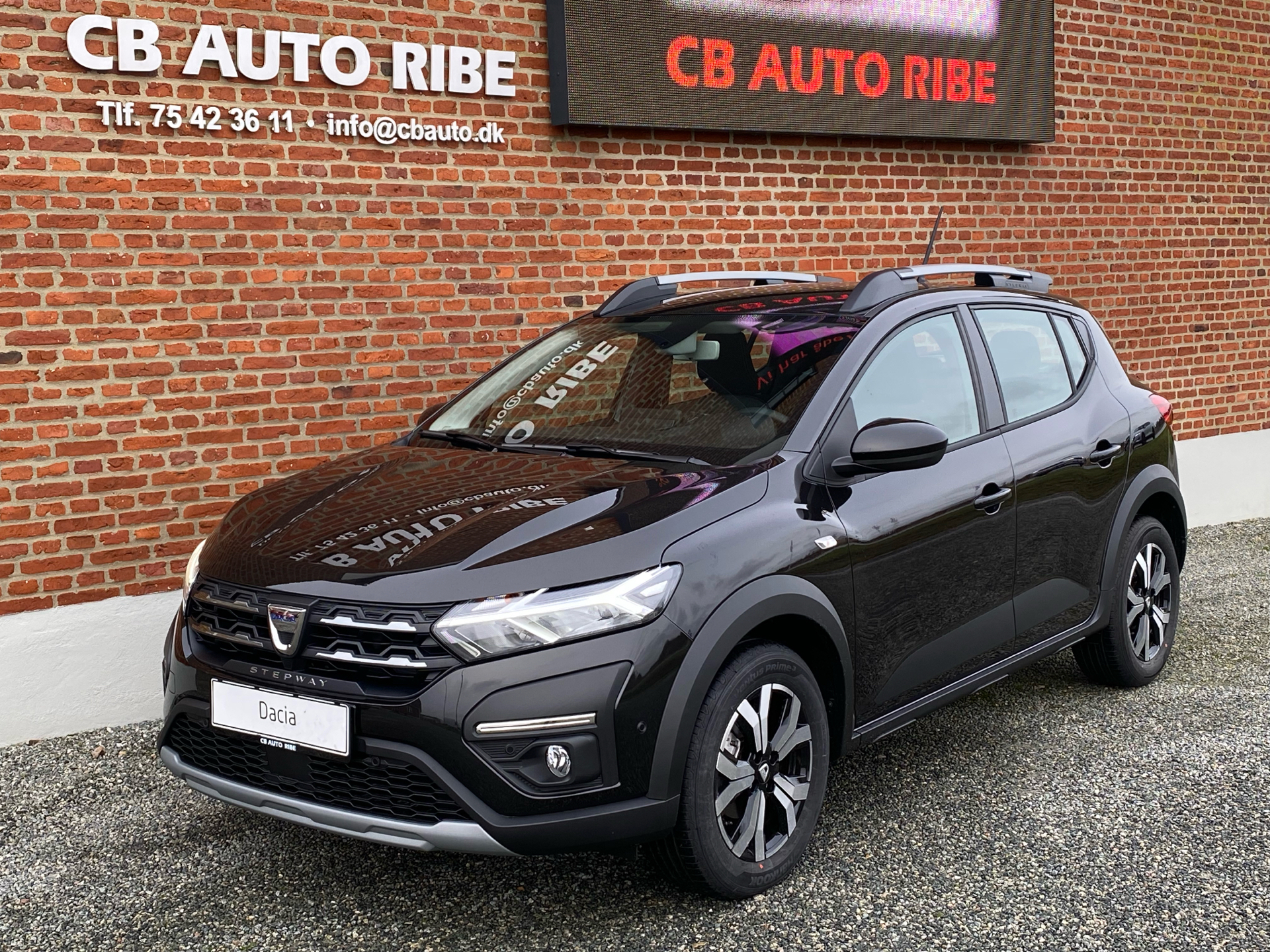 Guide til Dacia Sandero TCe 90 Expression (Årgang 06/2022 - 04/2024)