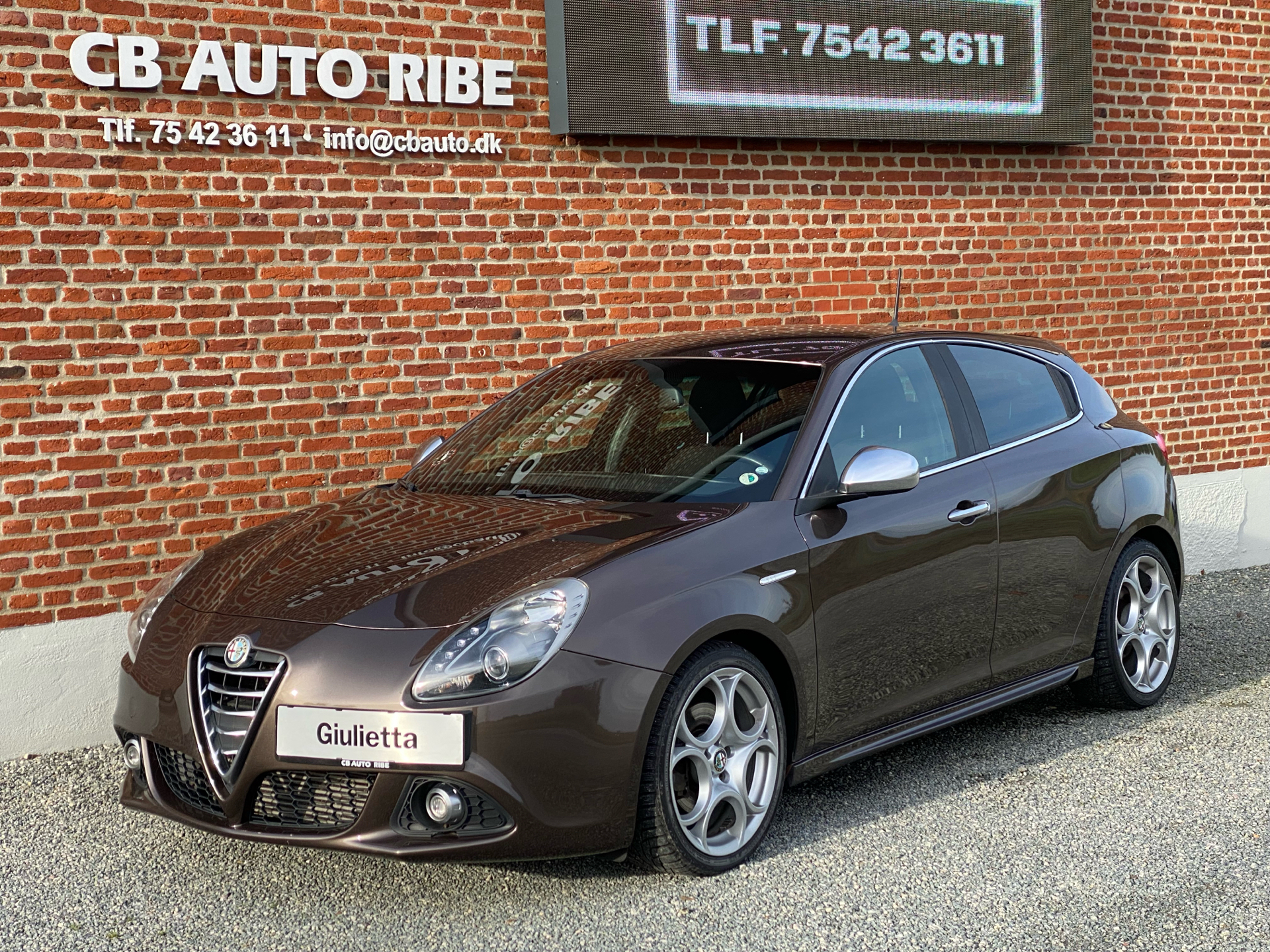 Alfa Romeo Giulietta 2,0 JTDM Distinctive 150HK 5d 6g