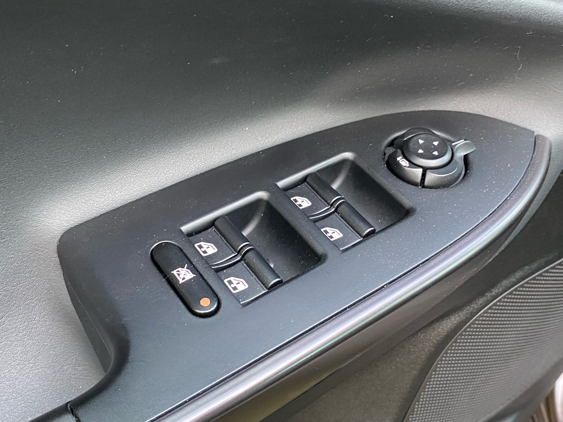 Brun Alfa Romeo Giulietta fra 2015