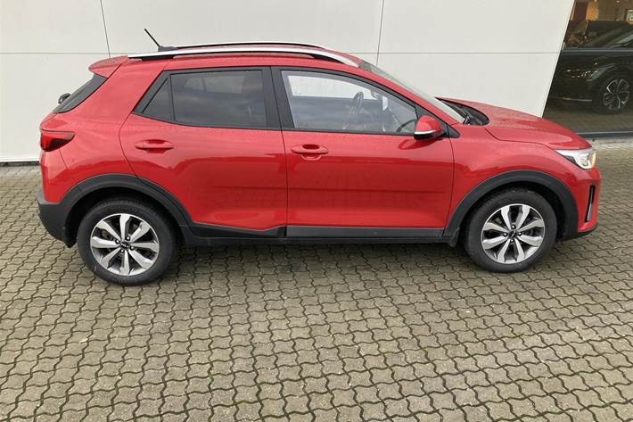 Rød Kia Stonic fra 2021