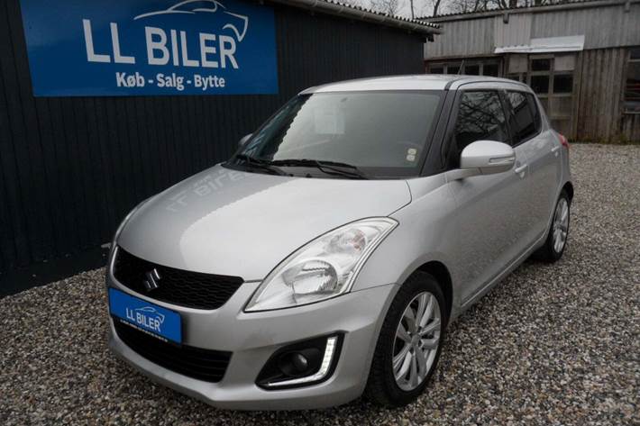 Grå Suzuki Swift fra 2015