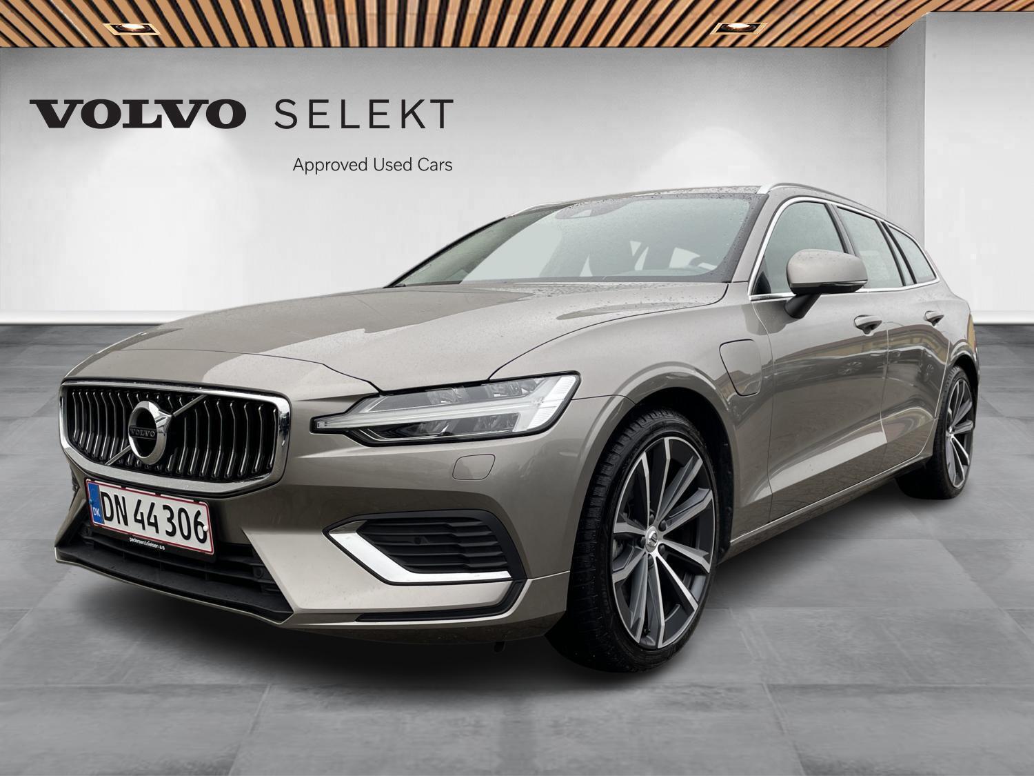 Volvo V60 2,0 T6 Recharge Pluginhybrid Inscription AWD 350HK Stc 8g