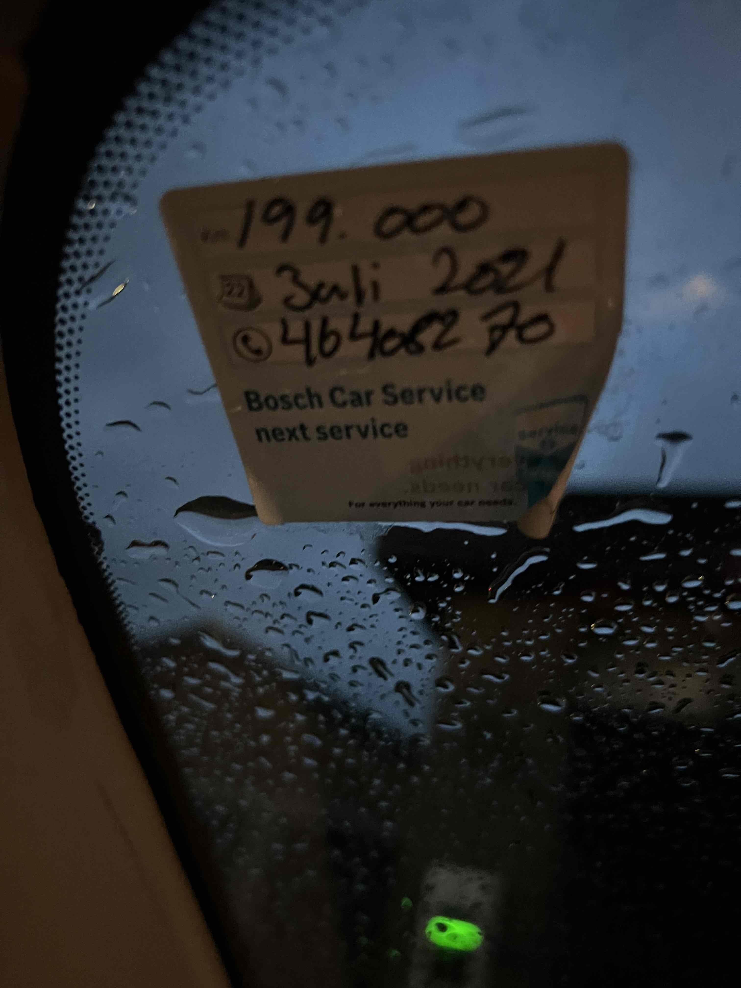 Rød Ford Fiesta fra 2011