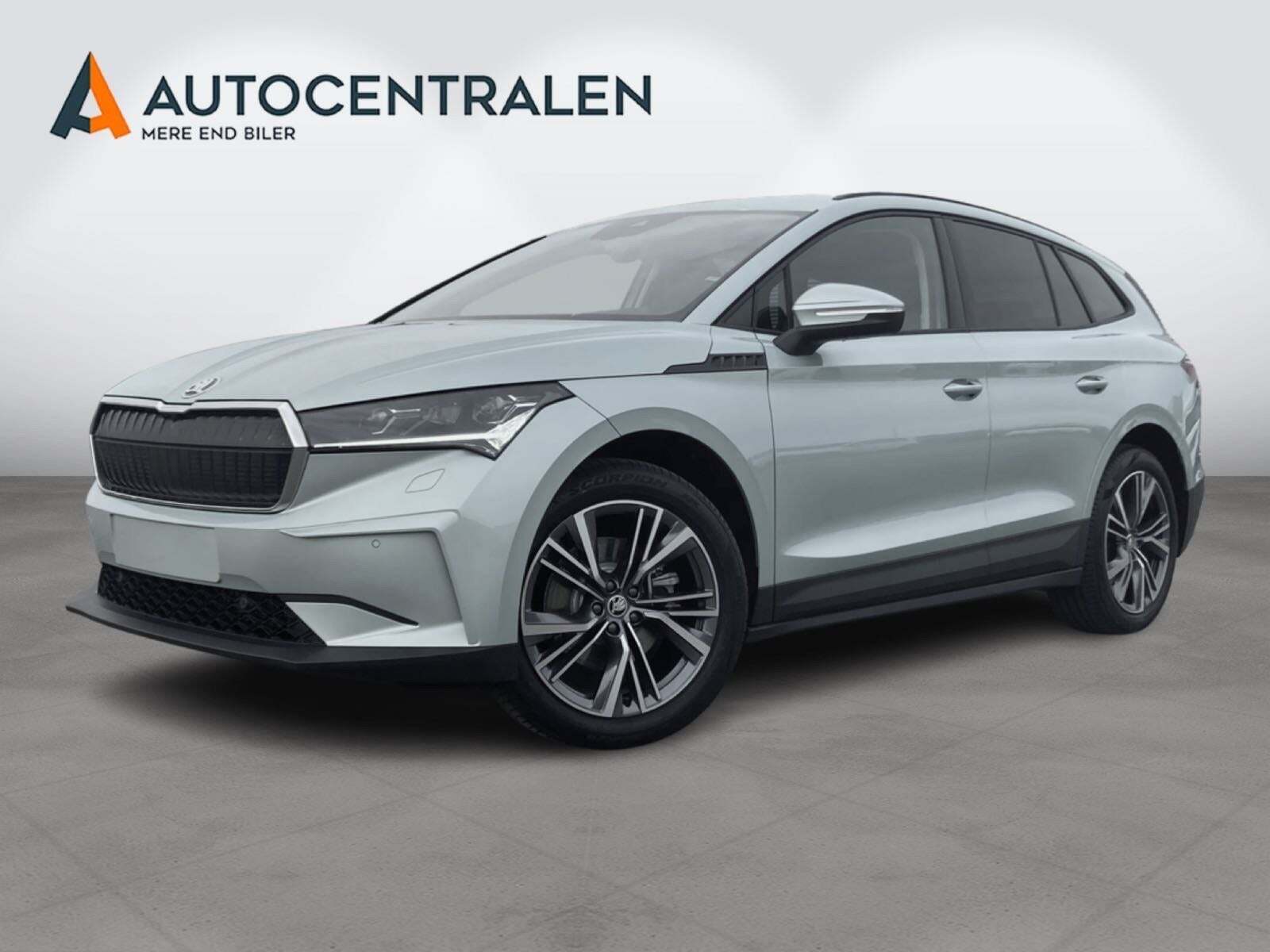 Grå Skoda Enyaq fra 2023