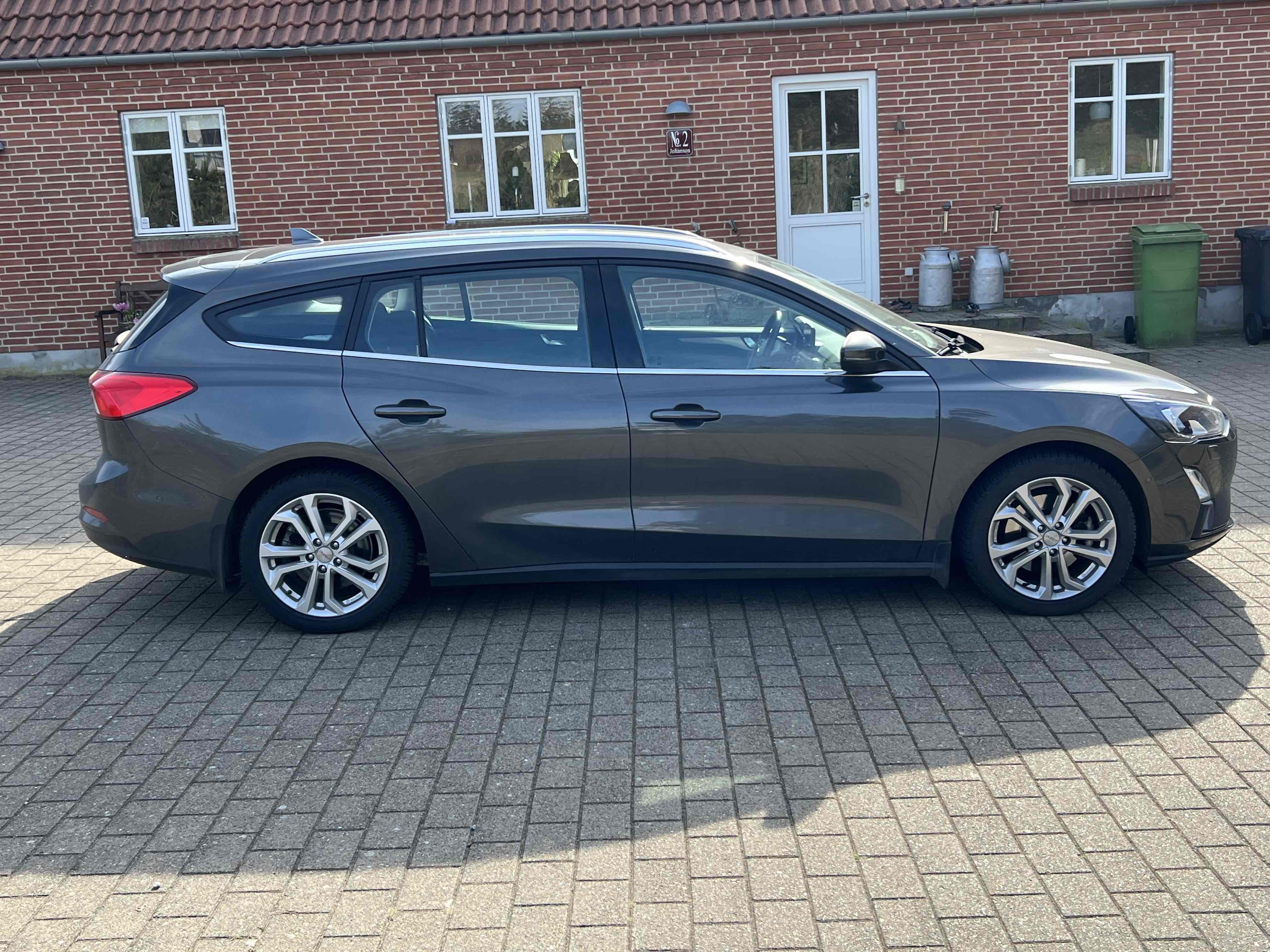 Grå Ford Focus fra 2020
