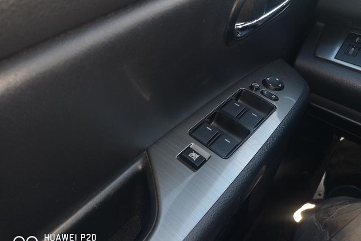 Sort Mazda 6 fra 2010