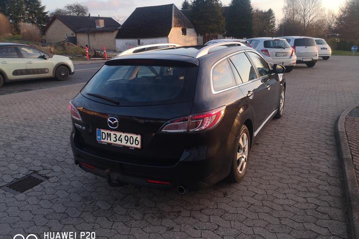 Sort Mazda 6 fra 2010